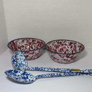 ANTIQUE  White & Red Blue Spatter Agate Enamel Graniteware BOWL and Spoons